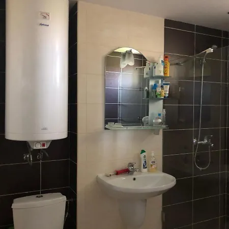 Tatiana Pines Apartman Obzor