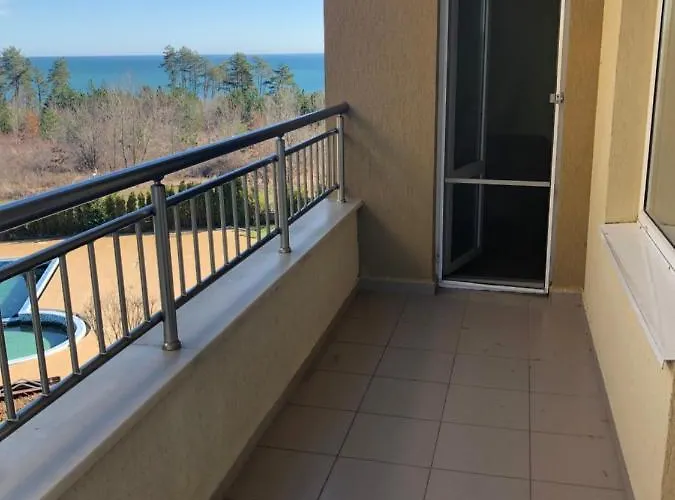 Tatiana Pines Apartment